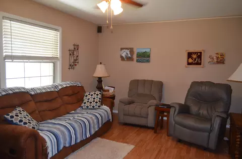 210 W Cherry St, Strafford, MO 65757 photo 8