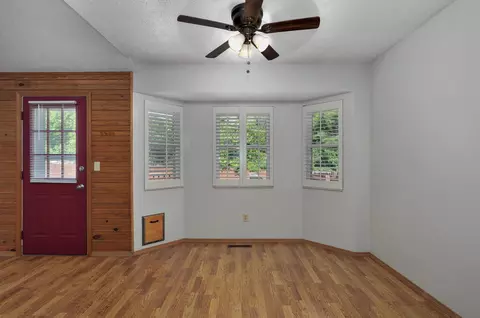 3689 S Holiday Ave, Springfield, MO 65807 photo 10