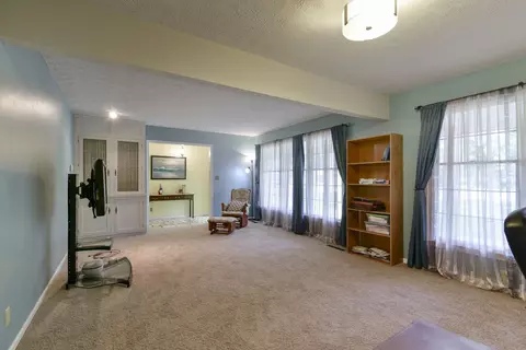 105 W W Park, Nixa, MO 65714 photo 5