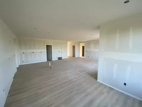 2130 N Jamestown St, Ozark, MO 65721 photo 3