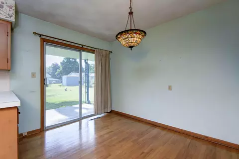 216 N Orchard Crest Ave, Springfield, MO 65802 photo 13