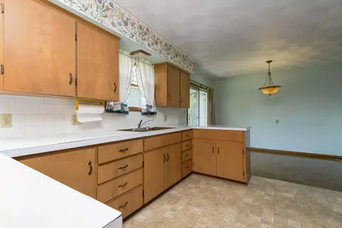 216 N Orchard Crest Ave, Springfield, MO 65802 photo 12