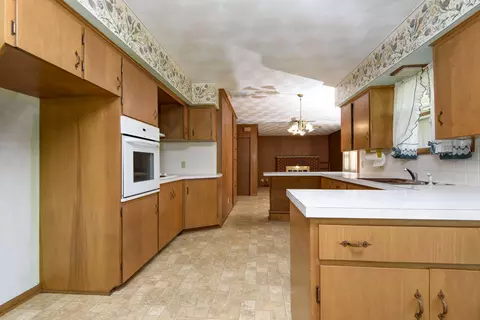 216 N Orchard Crest Ave, Springfield, MO 65802 photo 6