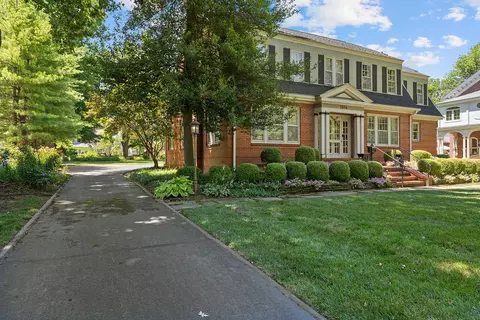 1314 E Walnut St, Springfield, MO 65802 photo 3