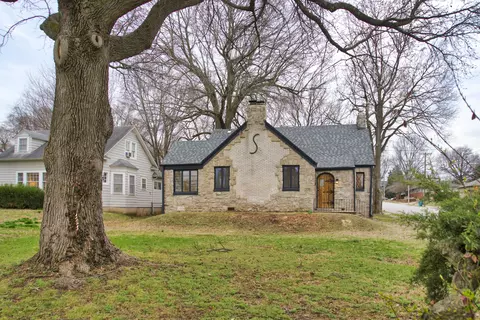 1400 E Walnut St, Springfield, MO 65802