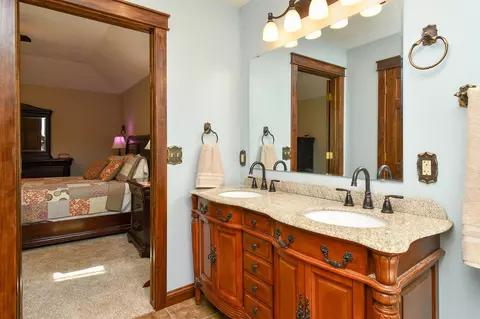 2536 S Camber Ave, Springfield, MO 65809 photo 33