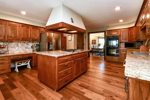 2536 S Camber Ave, Springfield, MO 65809 photo 15