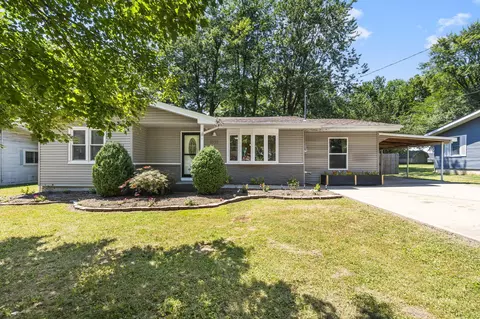1555 N Rainbow Ave, Springfield, MO 65803