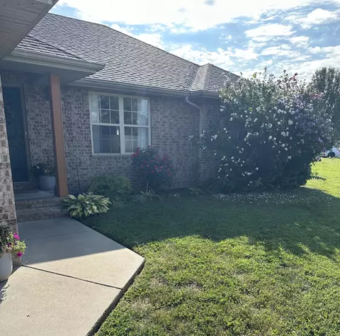 767 S Hackberry Ave, Nixa, MO 65714 photo 3