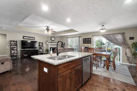 867 E Striper Dr, Nixa, MO 65714 photo 8