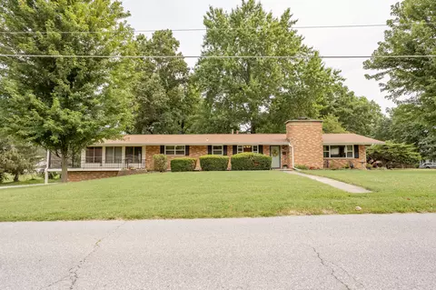 921 E Logan St, Republic, MO 65738 photo 1