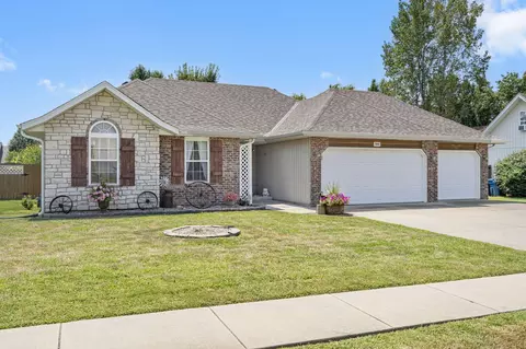 1008 E Skyline, Ozark, MO 65721 photo 3