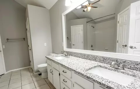 4461 N Branavy Ave, Springfield, MO 65803 photo 15
