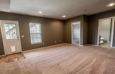 4461 N Branavy Ave, Springfield, MO 65803 photo 25