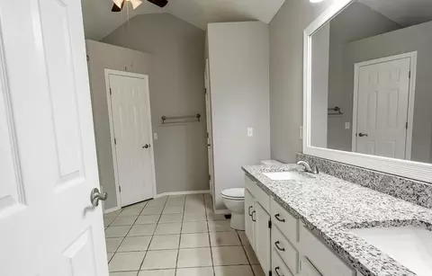 4461 N Branavy Ave, Springfield, MO 65803 photo 16