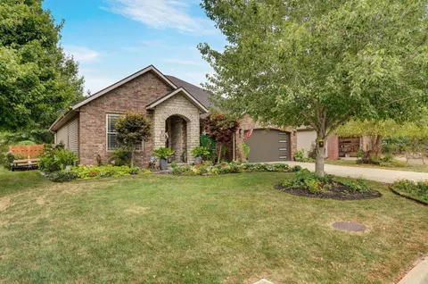 766 S Hackberry Ave, Nixa, MO 65714 photo 2