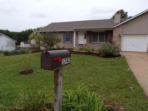 1747 Kristi Ln, Pacific, MO 63069 photo 4