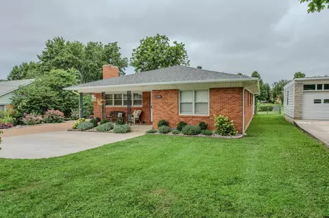 509 E Bedford St, Marshfield, MO 65706 photo 6