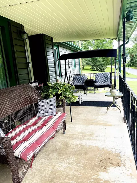 604 S 1st St, Ozark, MO 65721 photo 5
