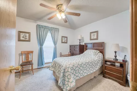 706 N 37th St, Nixa, MO 65714 photo 23