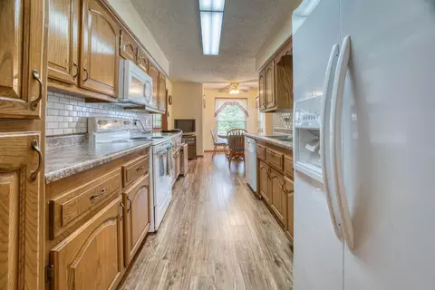 706 N 37th St, Nixa, MO 65714 photo 12