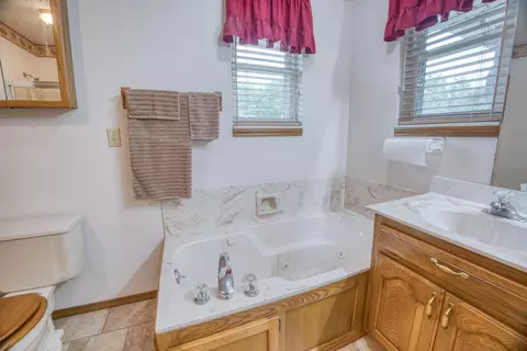 706 N 37th St, Nixa, MO 65714 photo 29