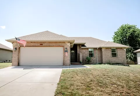 1202 Amanda Ave, Monett, MO 65708 photo 1