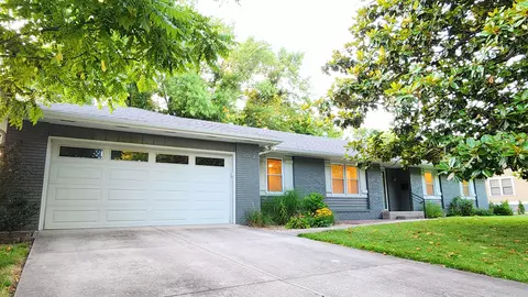 1002 S Weller Ave, Springfield, MO 65804 photo 1