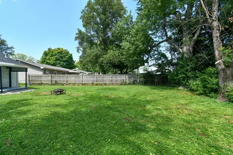 516 S Belcrest Ave, Springfield, MO 65802 photo 31