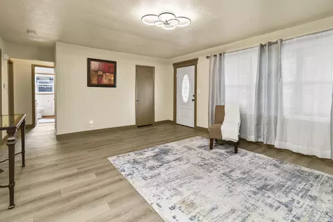 516 S Belcrest Ave, Springfield, MO 65802 photo 7