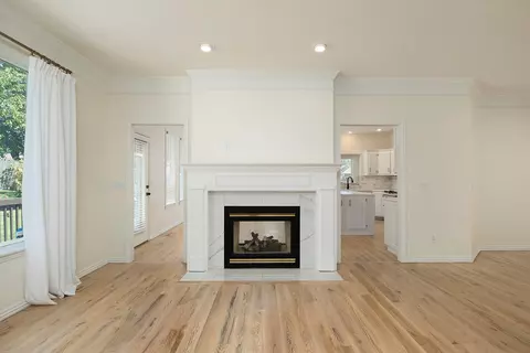 943 S Carriage Ave, Springfield, MO 65809 photo 7