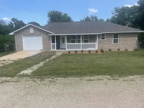 7176 S Wall St, Birch Tree, MO 65438