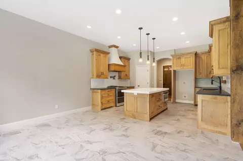 8409 Cottage Ln, Nixa, MO 65714 photo 11