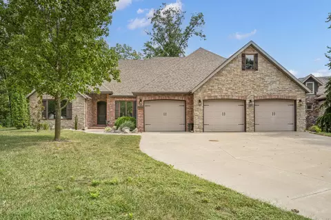 8409 Cottage Ln, Nixa, MO 65714 photo 2