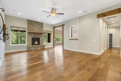 8409 Cottage Ln, Nixa, MO 65714 photo 5