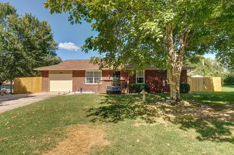1004 N 11th Ave, Ozark, MO 65721 photo 1