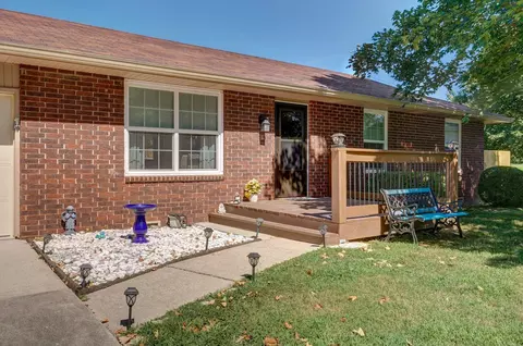 1004 N 11th Ave, Ozark, MO 65721 photo 2
