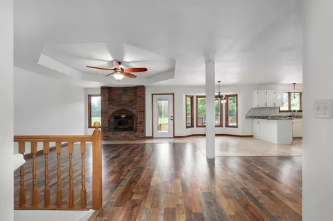 498 N Sundown Dr, Ozark, MO 65721 photo 5