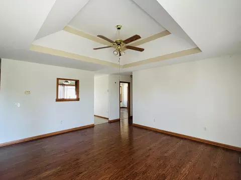 200 Kingsley Dr, Monett, MO 65708 photo 3