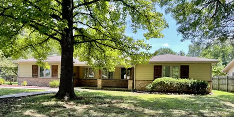 4044 S Broadway Ave, Springfield, MO 65807 photo 2