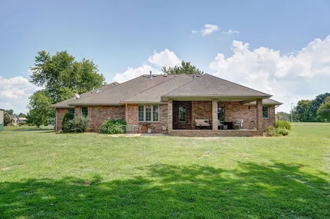 111 N Bessie Dr, Ozark, MO 65721 photo 38