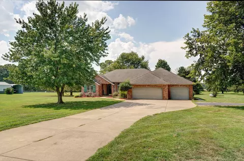 111 N Bessie Dr, Ozark, MO 65721 photo 30