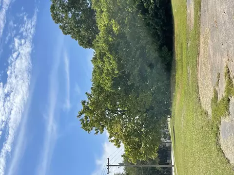 1547 E Florida St, Springfield, MO 65803