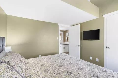 Bedroom - 27 Fall Creek Dr #6, Branson, MO 65616 photo 3 of 6