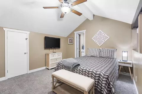 Bedroom - 27 Fall Creek Dr #6, Branson, MO 65616 photo 4 of 6