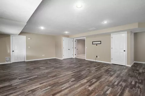 818 E Canterbury St, Springfield, MO 65810 photo 28