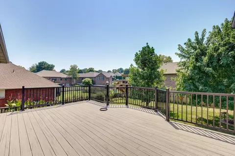 818 E Canterbury St, Springfield, MO 65810 photo 2
