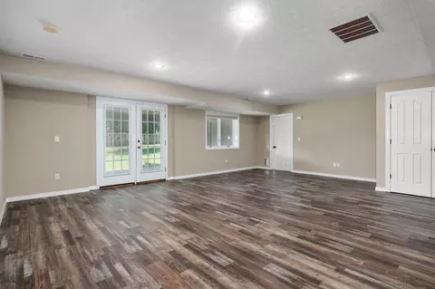 818 E Canterbury St, Springfield, MO 65810 photo 27