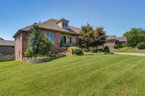818 E Canterbury St, Springfield, MO 65810 photo 41