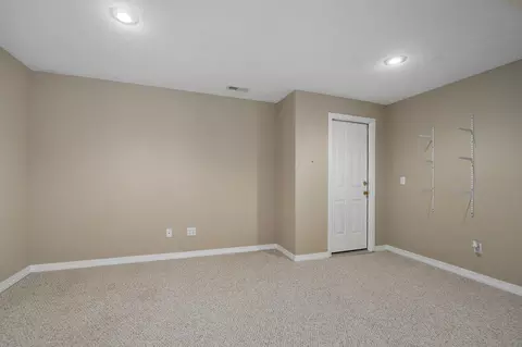 818 E Canterbury St, Springfield, MO 65810 photo 34